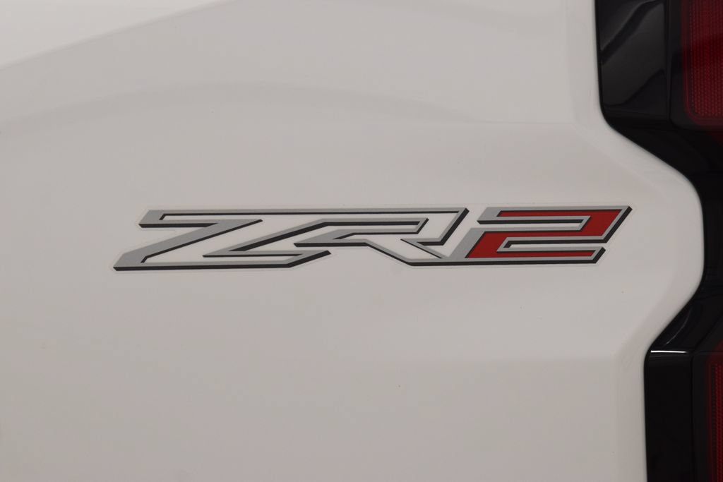 Used 2024 Chevrolet Colorado ZR2 w/ ZR2 Convenience Package III AWD/4WD image 28
