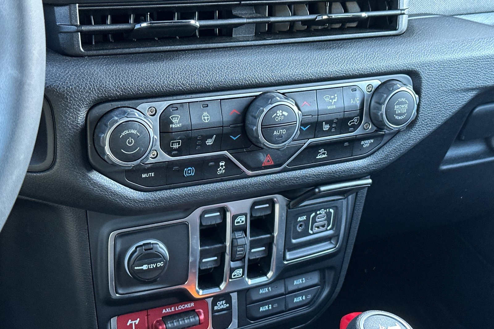 Used 2025 Jeep Wrangler Unlimited Sport S 4xe image 20