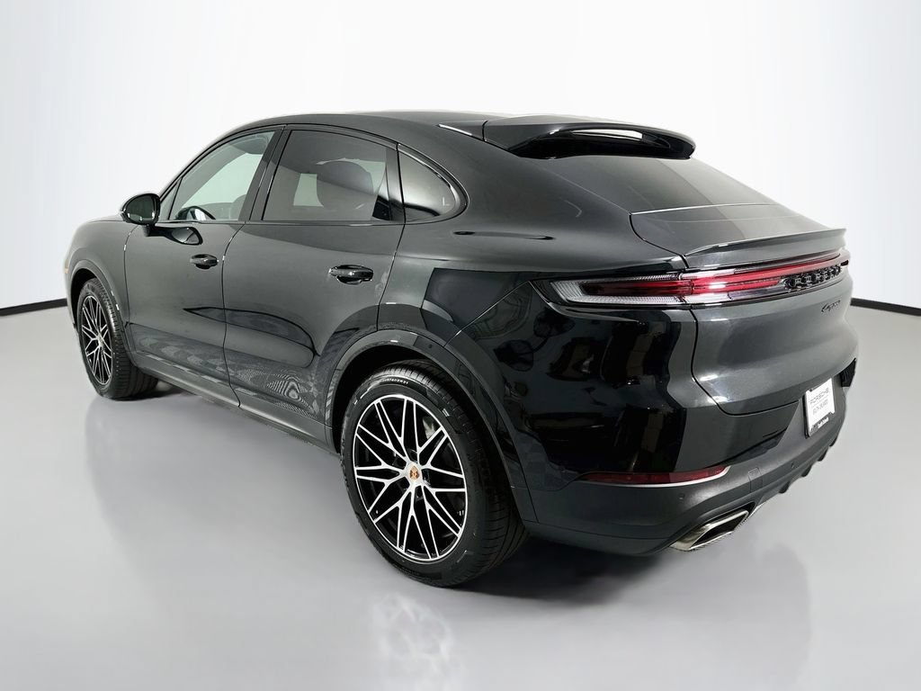 Certified 2026 Porsche Cayenne Coupe AWD/4WD image 3