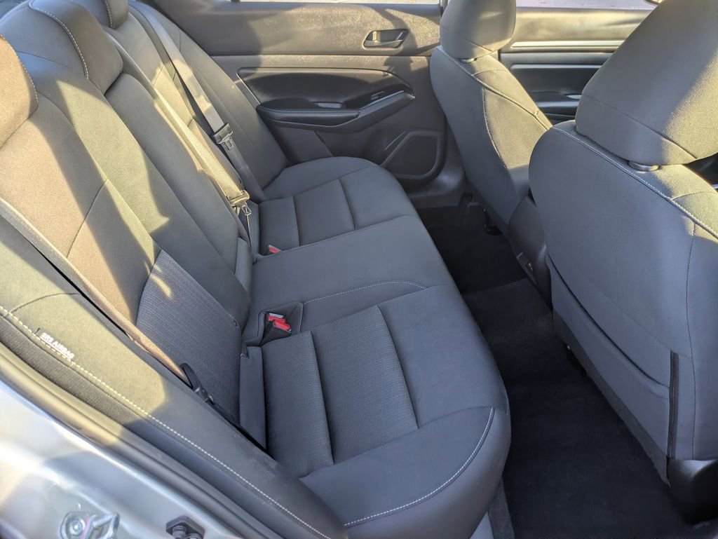 Used 2023 Nissan Altima 2.5 SV image 22