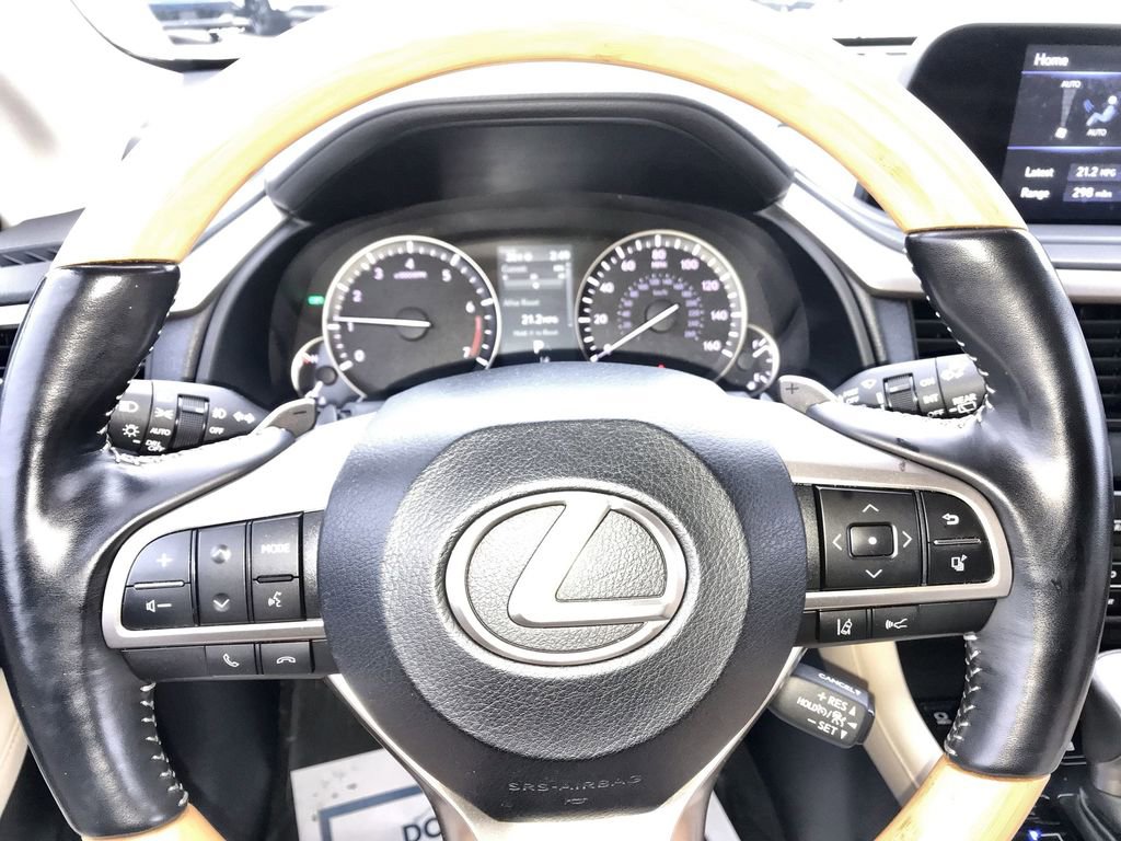 Used 2022 Lexus RX 350L FWD w/ Premium Package image 14