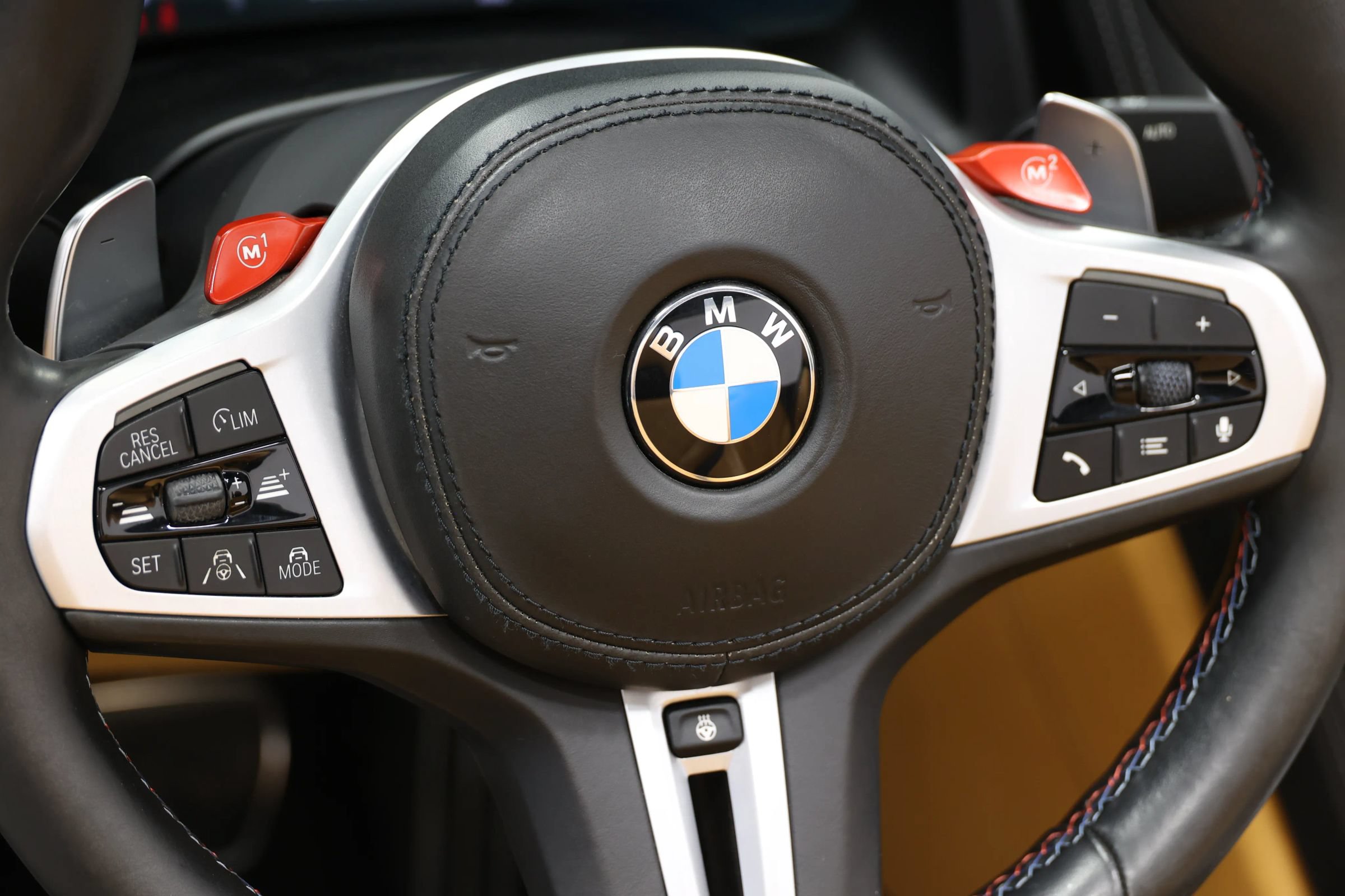 Used 2020 BMW M8 Convertible w/ M Driver's Package AWD/4WD image 28