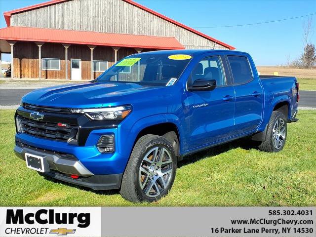 Used 2023 Chevrolet Colorado Z71 w/ Z71 Convenience Package 2