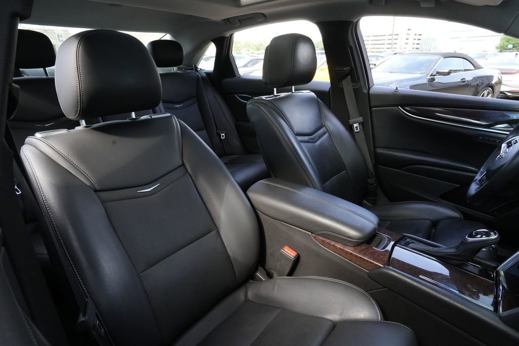 Used 2014 Cadillac XTS Premium AWD/4WD image 31