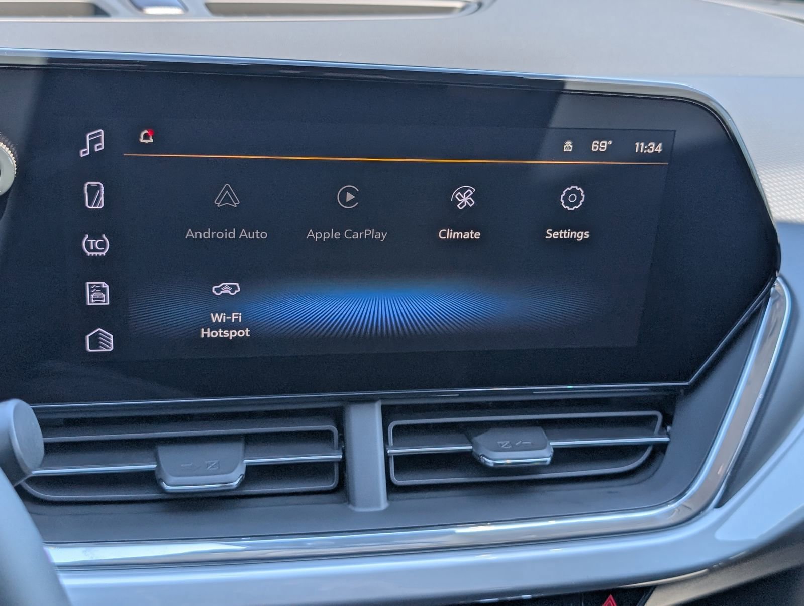 New 2026 Chevrolet Trax LT w/ Driver Confidence Package FWD image 10
