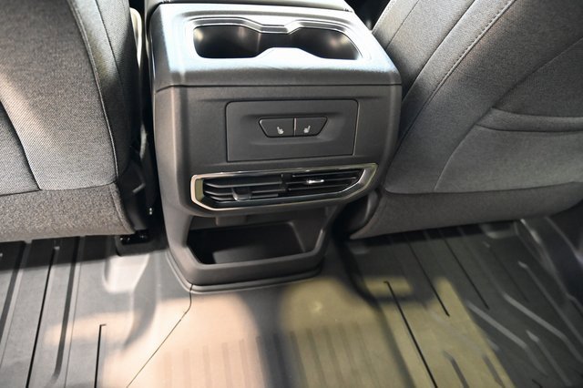 New 2026 GMC Sierra EV Elevation w/ Premium Package image 27