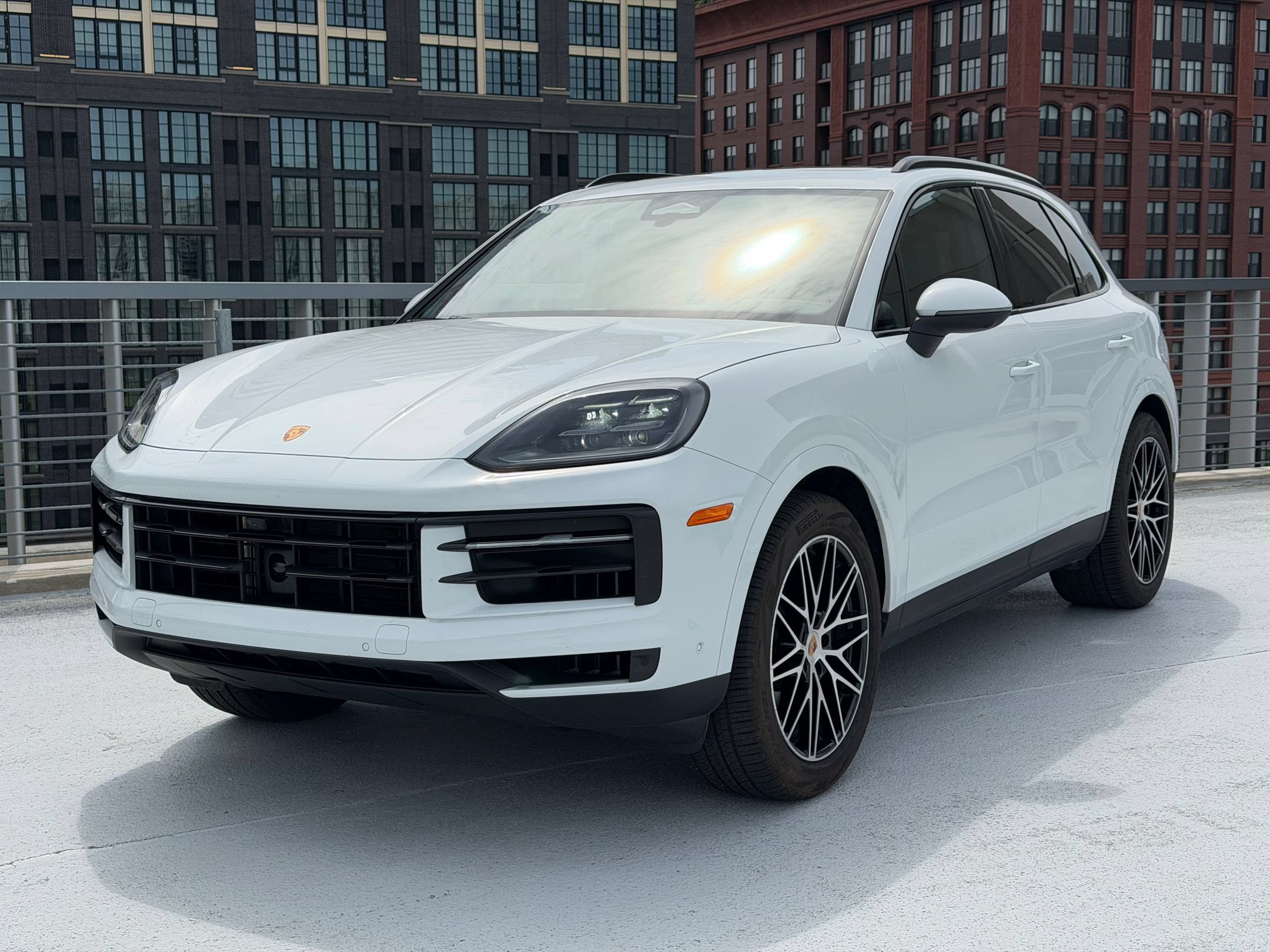 Certified 2026 Porsche Cayenne AWD/4WD image 1