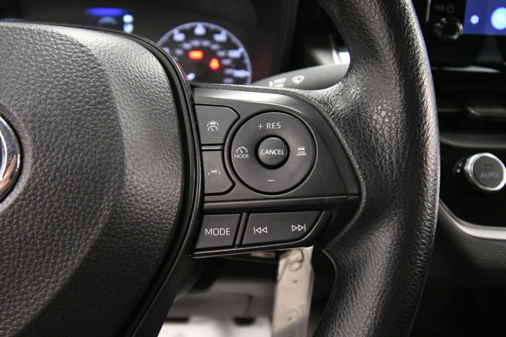 Certified 2024 Toyota Corolla LE image 18