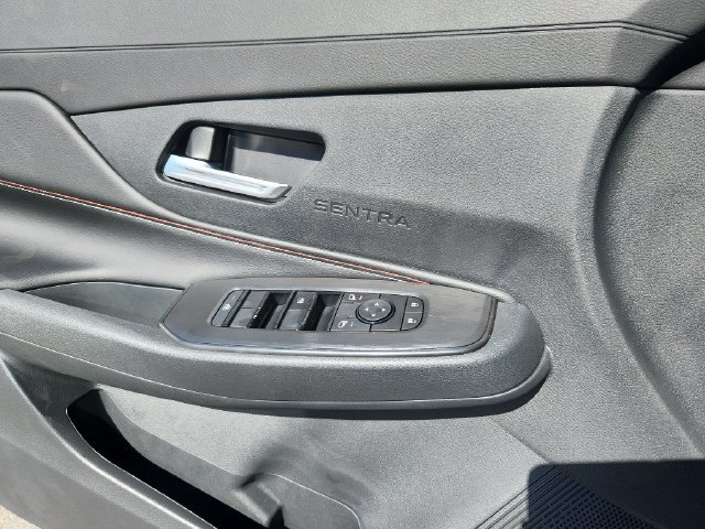 New 2027 Nissan Sentra SR FWD image 6