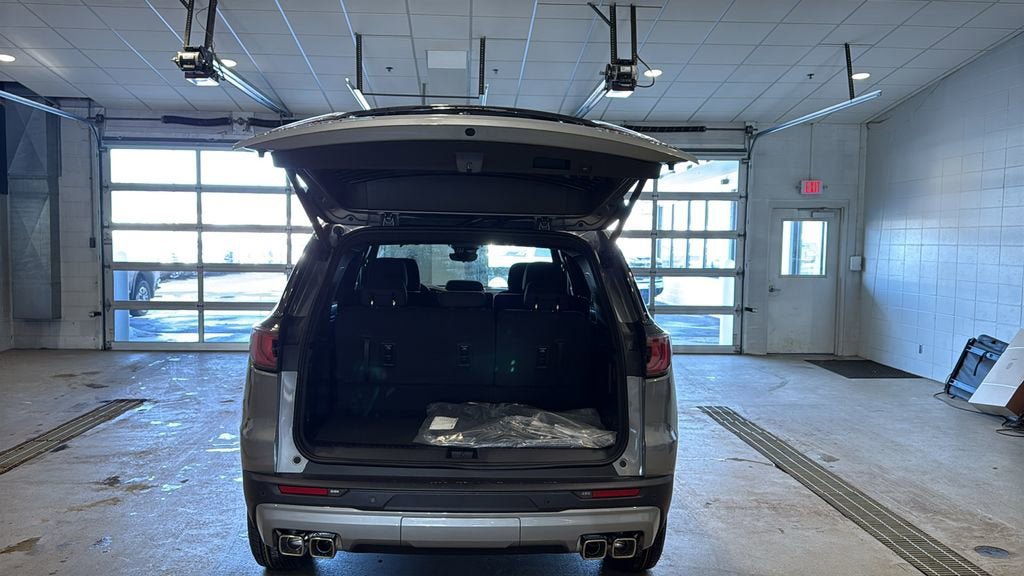 New 2026 GMC Acadia Elevation AWD/4WD image 16