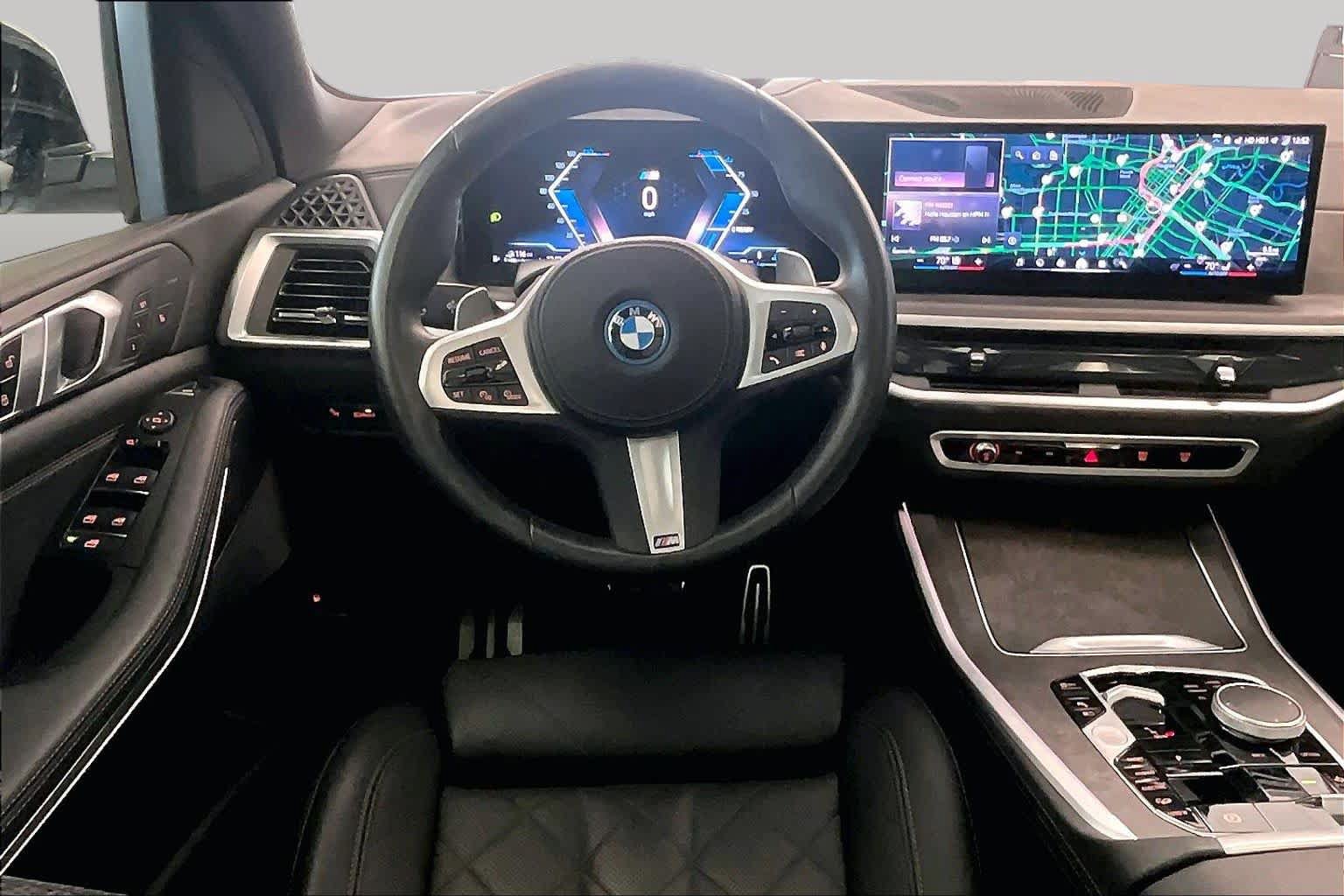 Used 2024 BMW X5 xDrive50e w/ M Sport Package AWD/4WD image 5