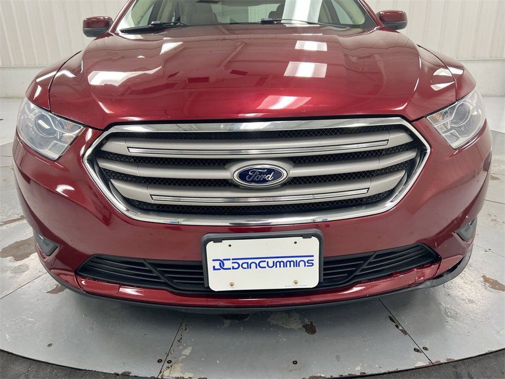 Used 2013 Ford Taurus SEL image 27