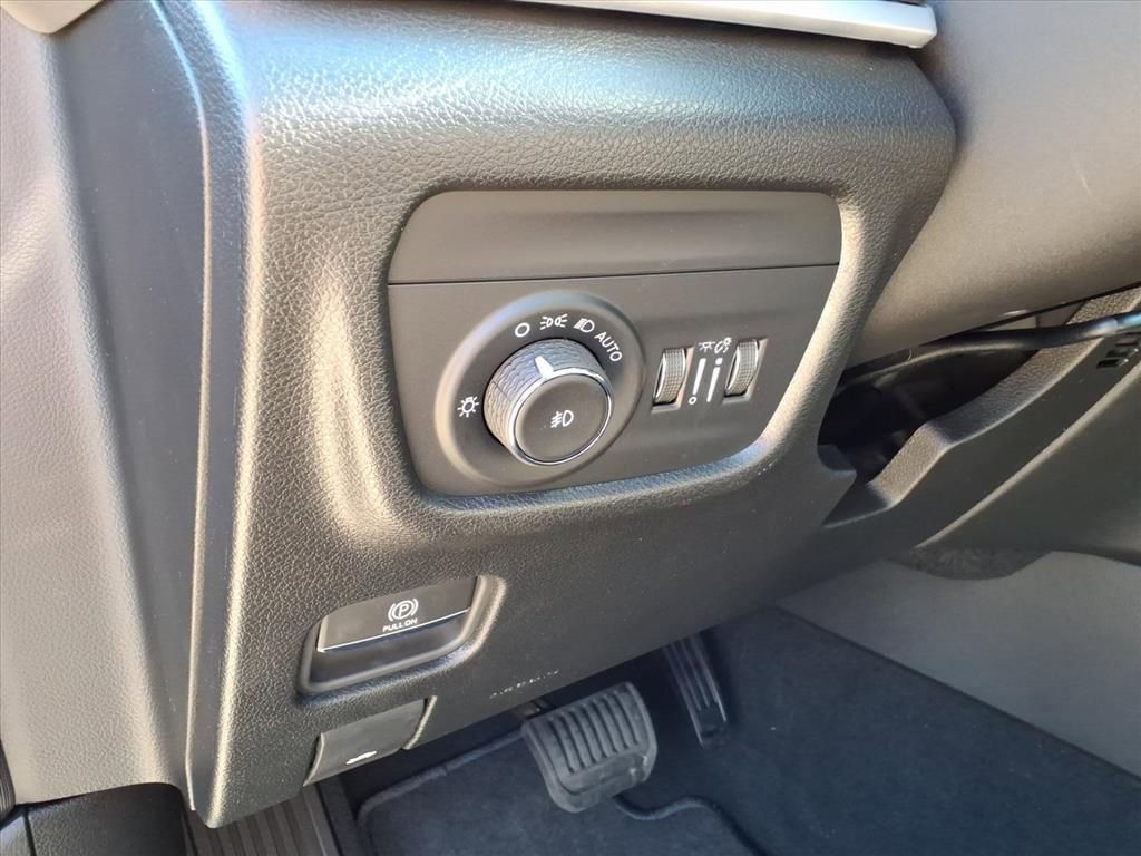 New 2025 Jeep Grand Cherokee Limited image 13