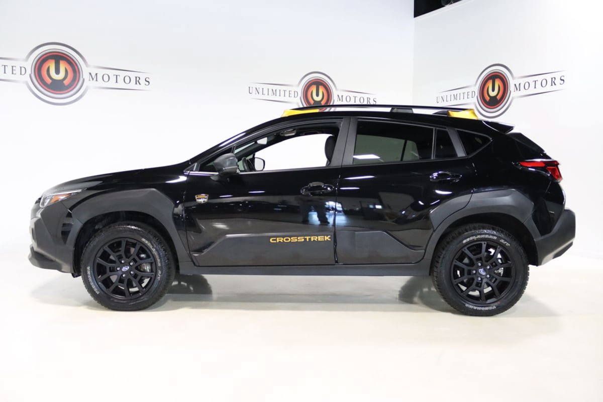 Used 2025 Subaru Crosstrek 2.5i Wilderness AWD/4WD image 35