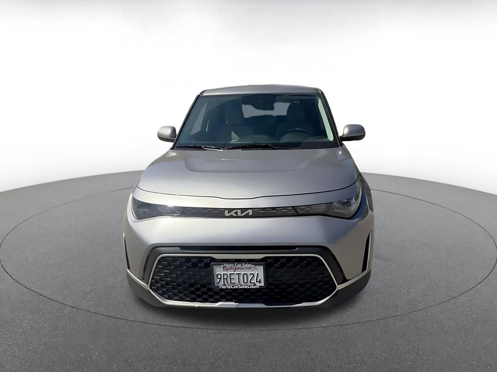 Used 2025 Kia Soul LX w/ LX Technology Package FWD image 4