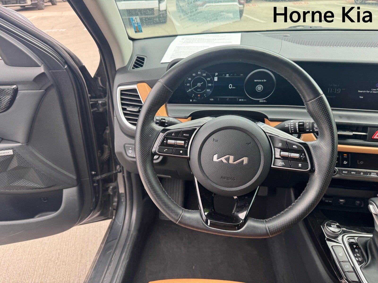 Certified 2024 Kia Seltos SX AWD/4WD image 16