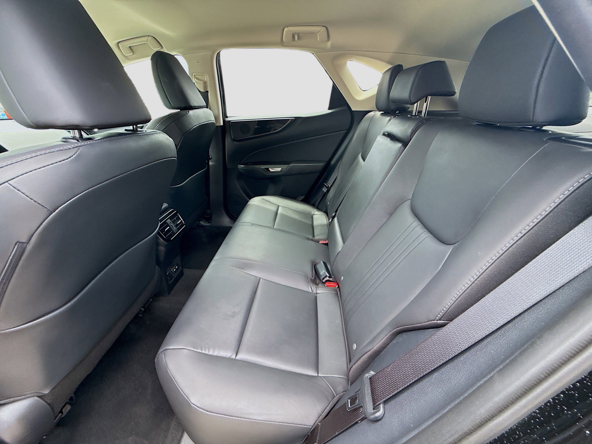 Used 2025 Lexus NX 250 FWD w/ Accessory Package (K3) image 21