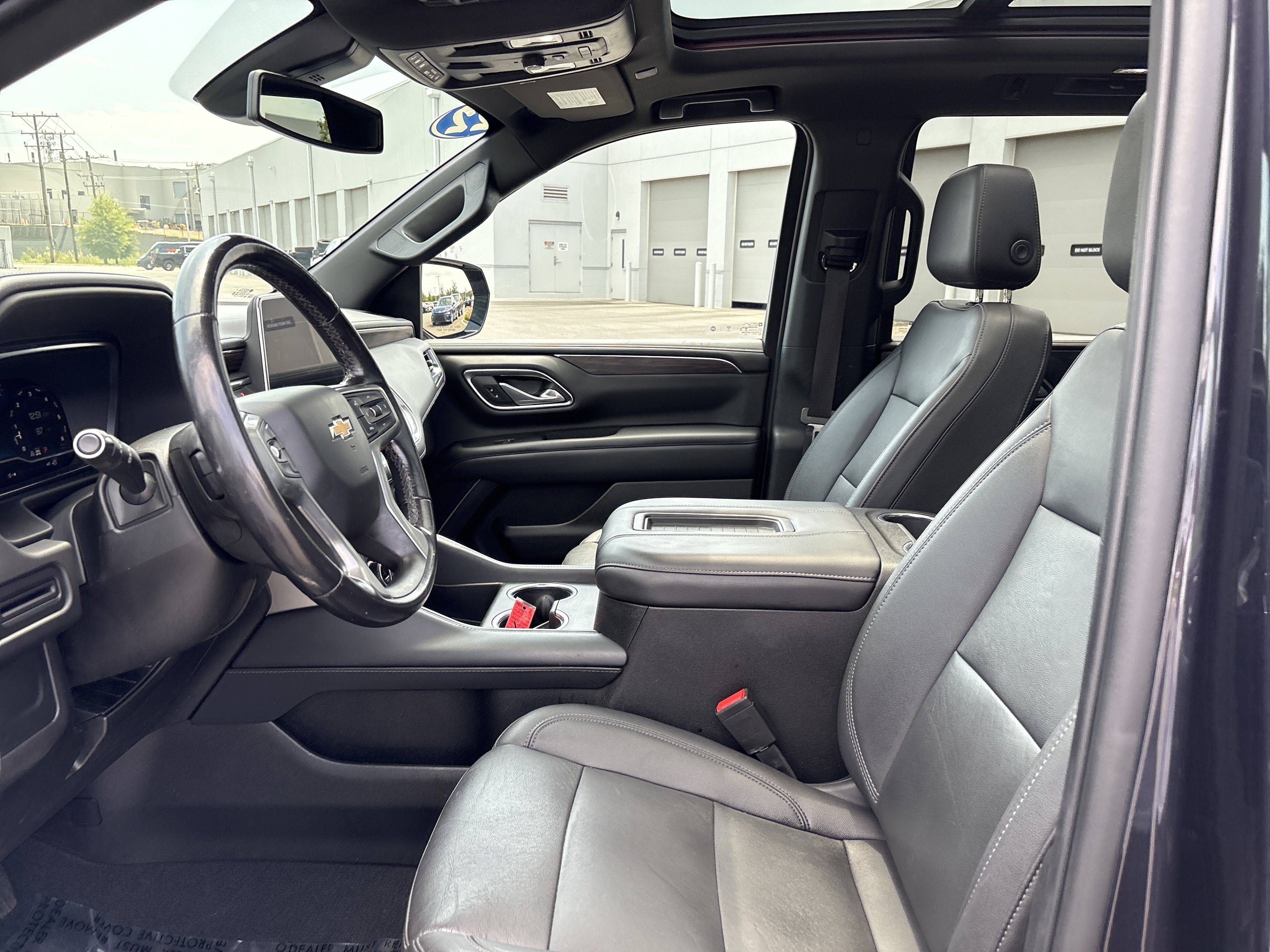 Used 2022 Chevrolet Tahoe LT AWD/4WD image 18