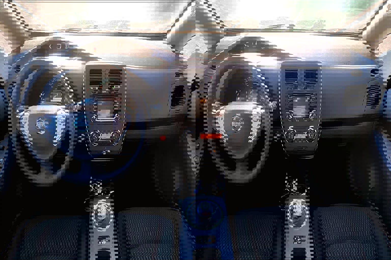 Used 2017 Nissan Leaf S w/ Charge Package image 13