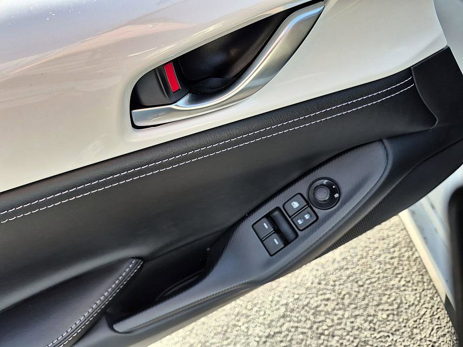 New 2026 MAZDA MX-5 Miata Club w/ Interior Package RWD image 13