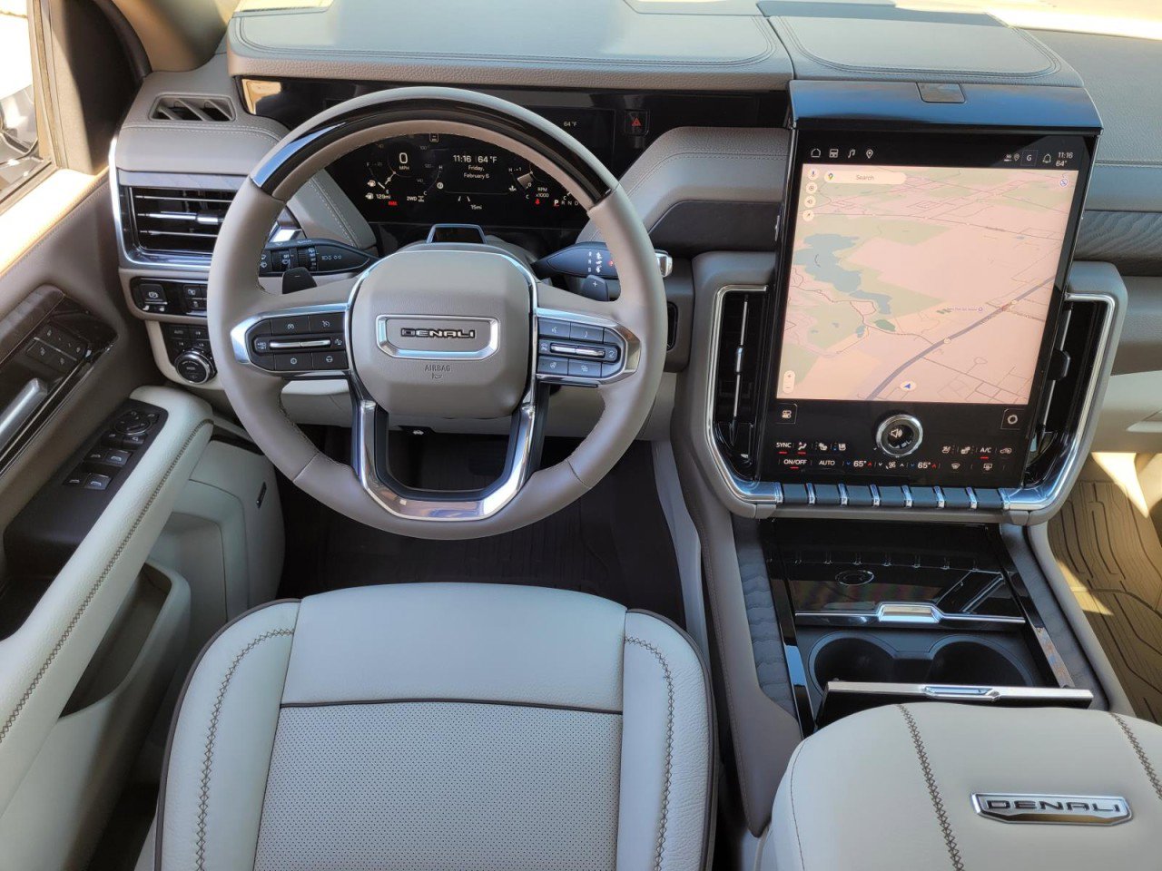 New 2026 GMC Yukon XL Denali w/ Denali Reserve Package image 15