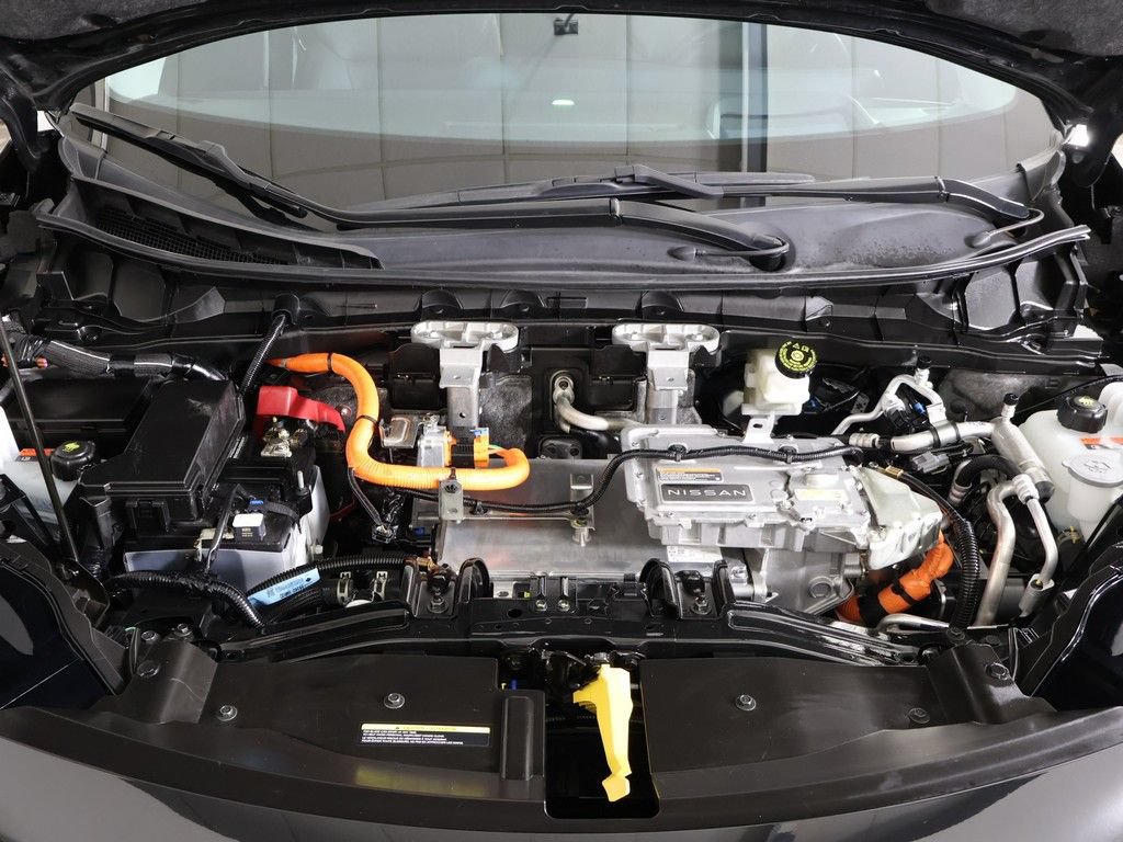 Used 2024 Nissan Ariya AWD image 25