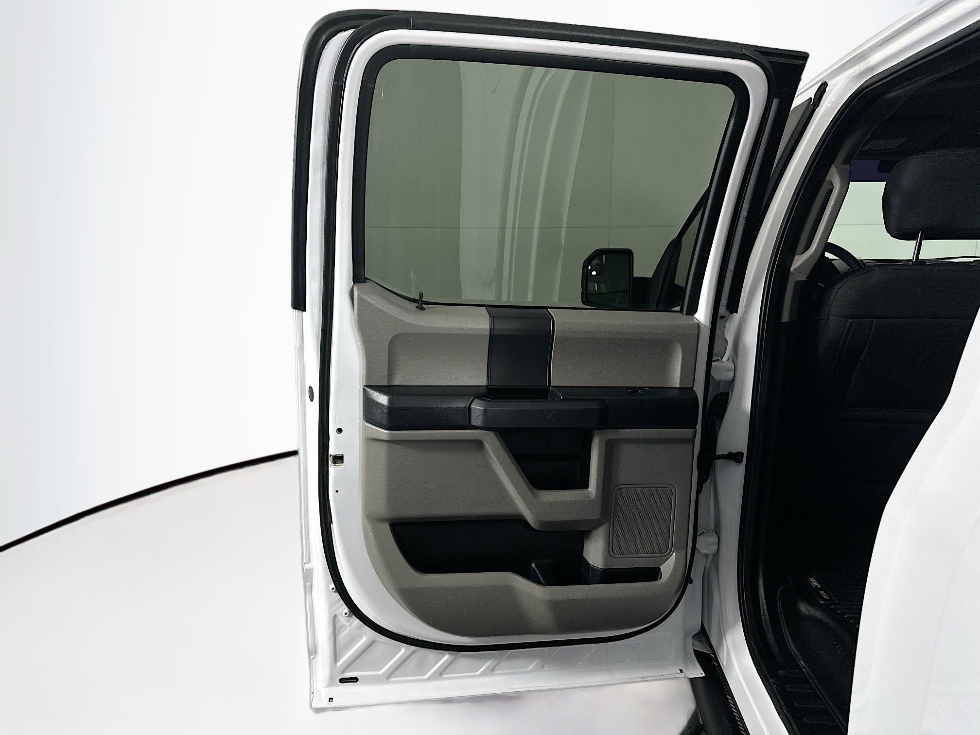 Used 2019 Ford F150 XL w/ Equipment Group 101A Mid image 24