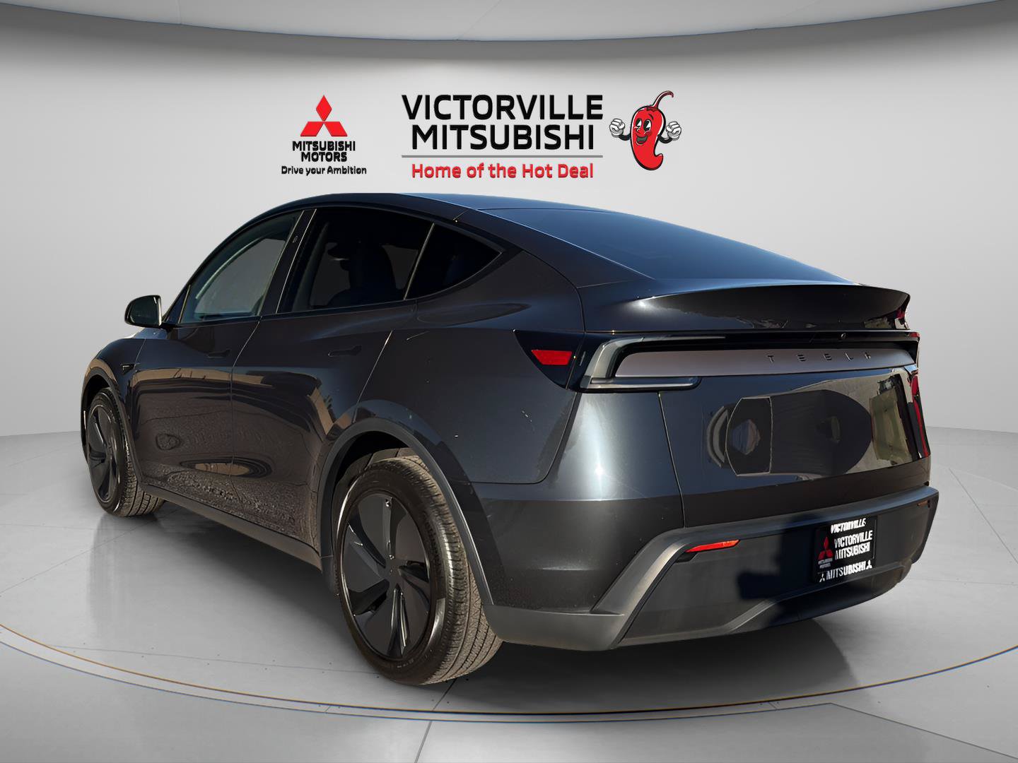 Used 2026 Tesla Model Y 2WD image 5