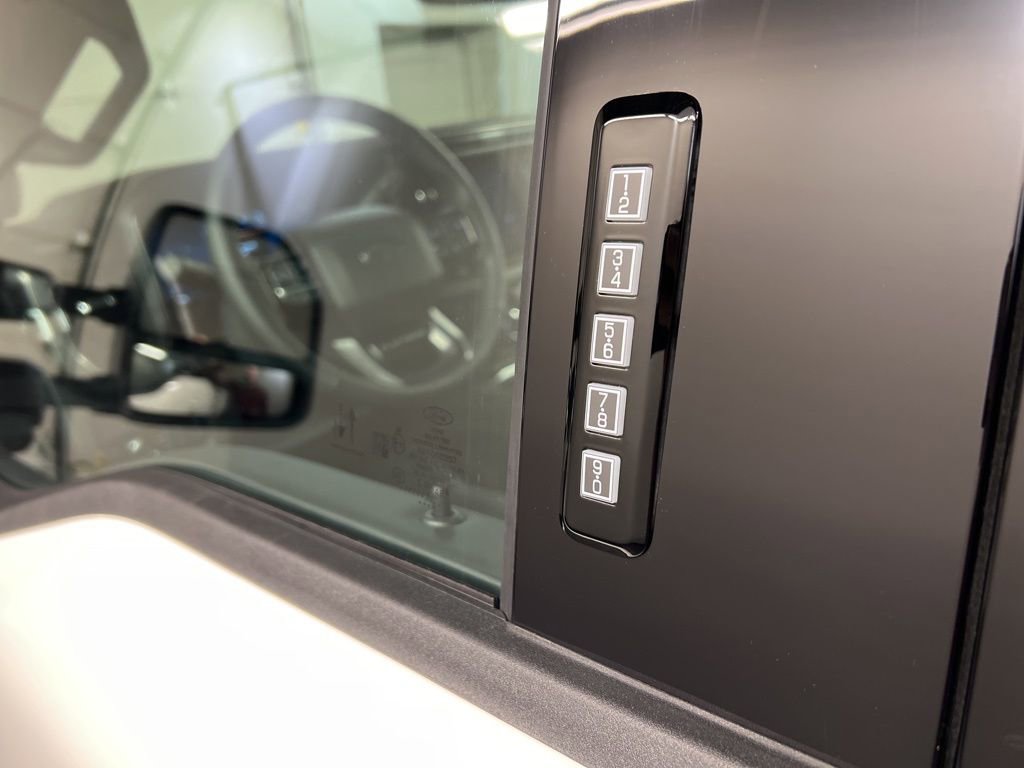 New 2026 Ford F350 Platinum image 41