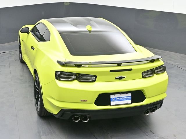 Used 2021 Chevrolet Camaro SS image 31