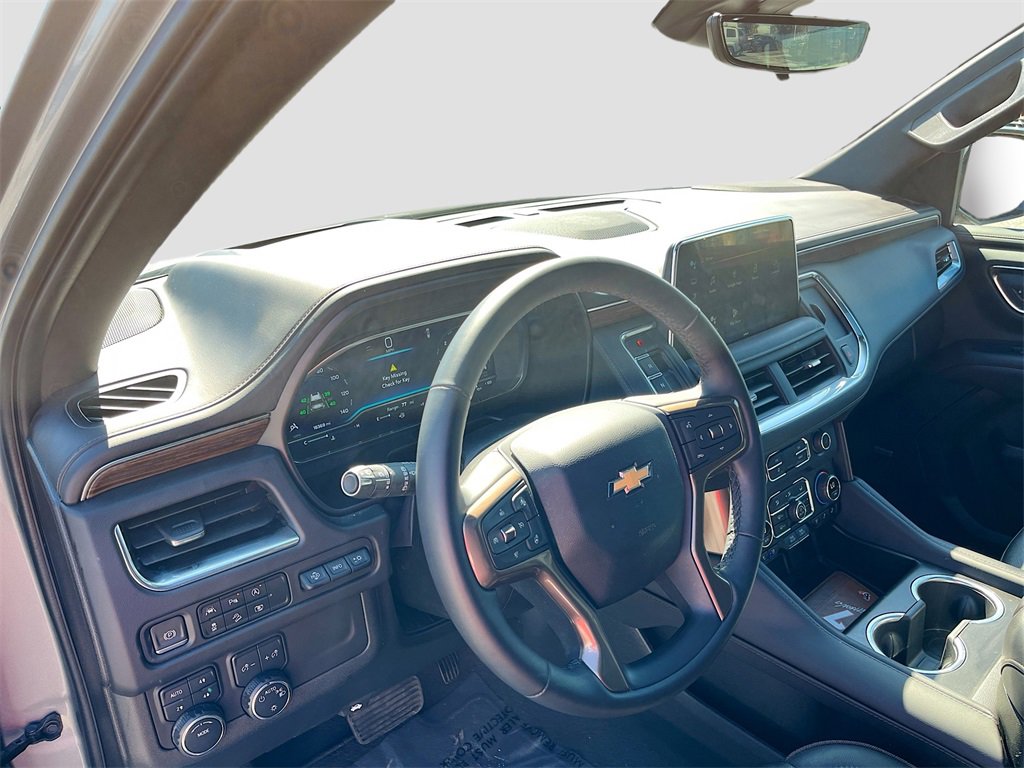 Used 2024 Chevrolet Tahoe High Country image 9