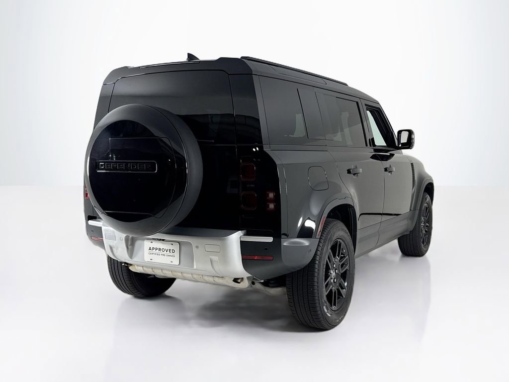 Used 2025 Land Rover Defender 110 S image 5