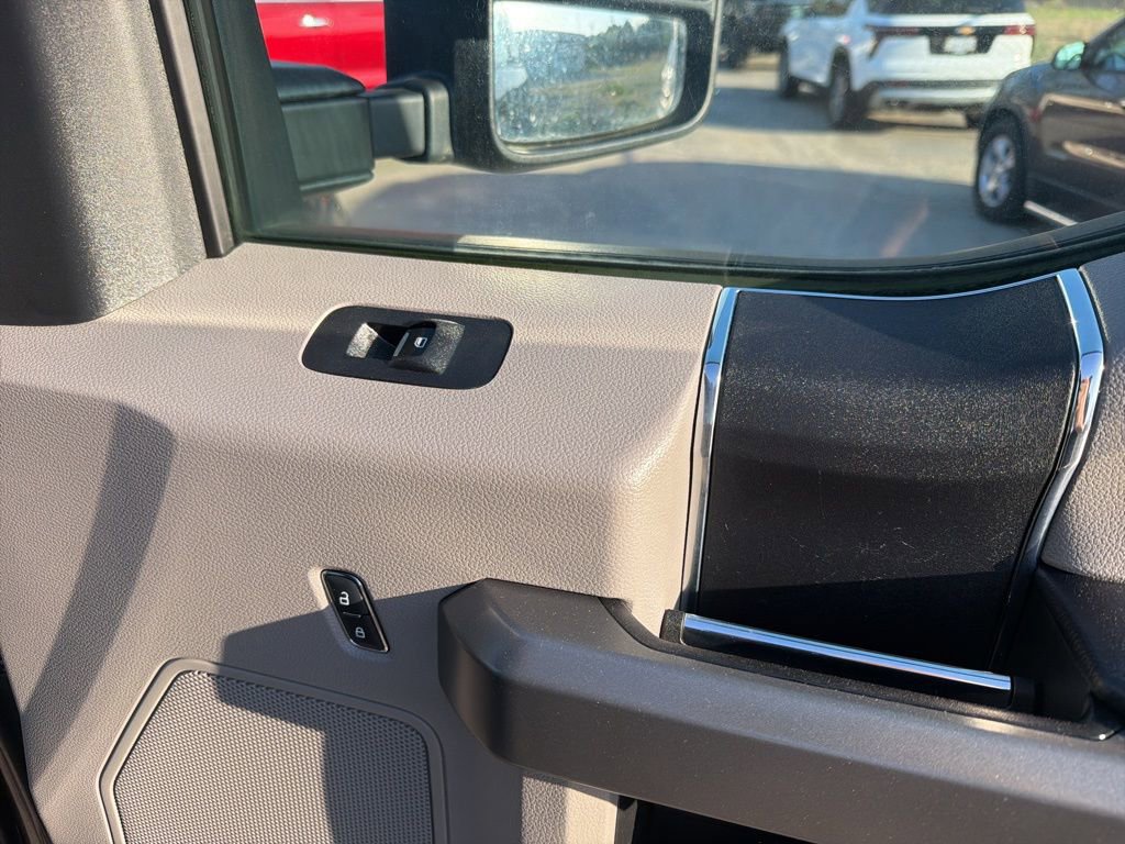 Used 2017 Ford F250 XLT w/ FX4 Off-Road Package image 29