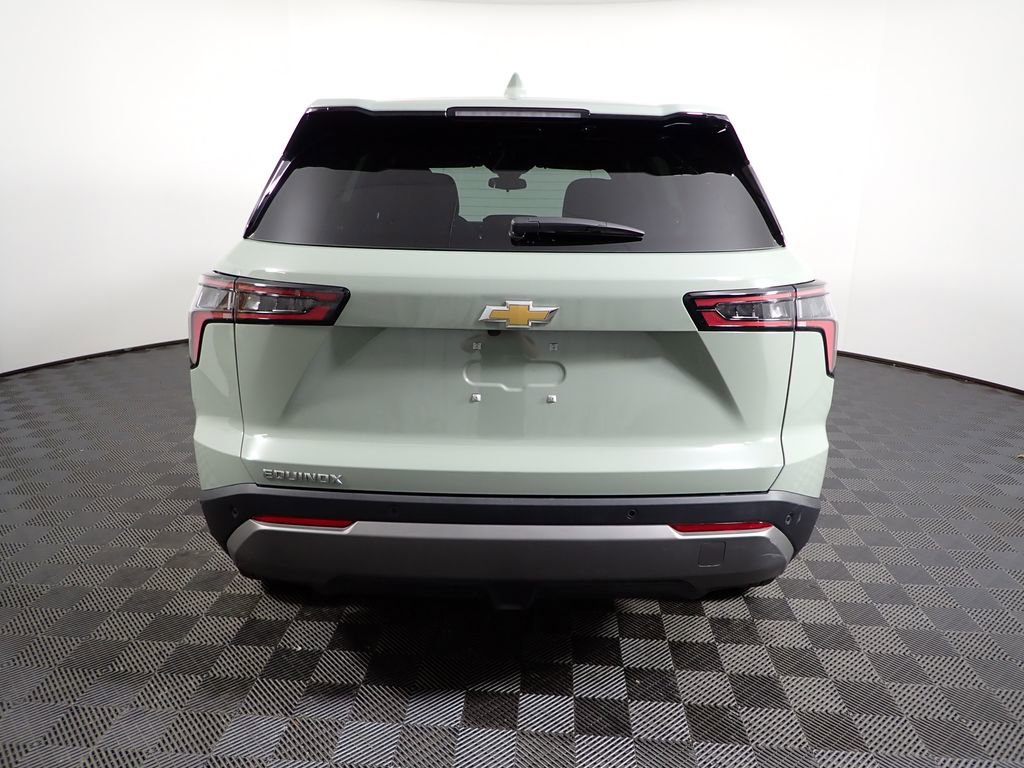 Used 2026 Chevrolet Equinox LT image 13