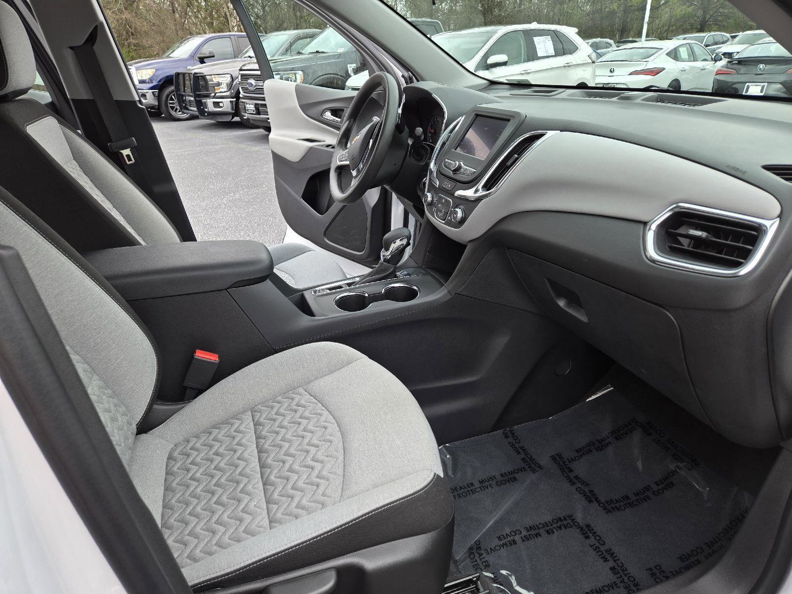 Used 2024 Chevrolet Equinox LS image 24