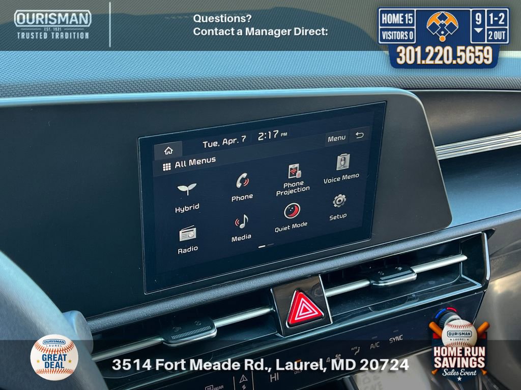 Used 2025 Kia Niro LX image 12