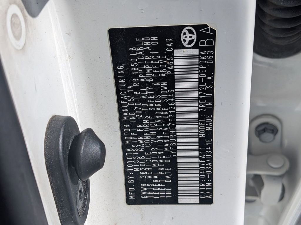 Used 2014 Toyota Corolla L FWD image 36