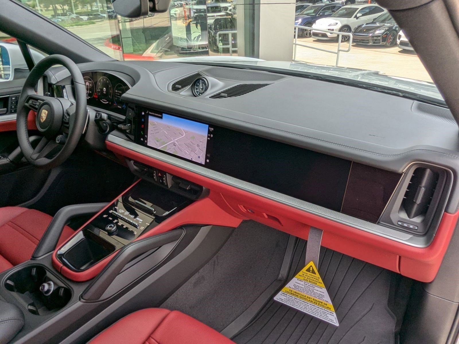 Certified 2025 Porsche Cayenne image 26