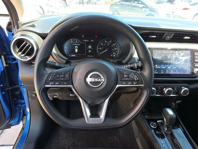 Used 2024 Nissan Kicks SV w/ Interior Electronics Package FWD image 15