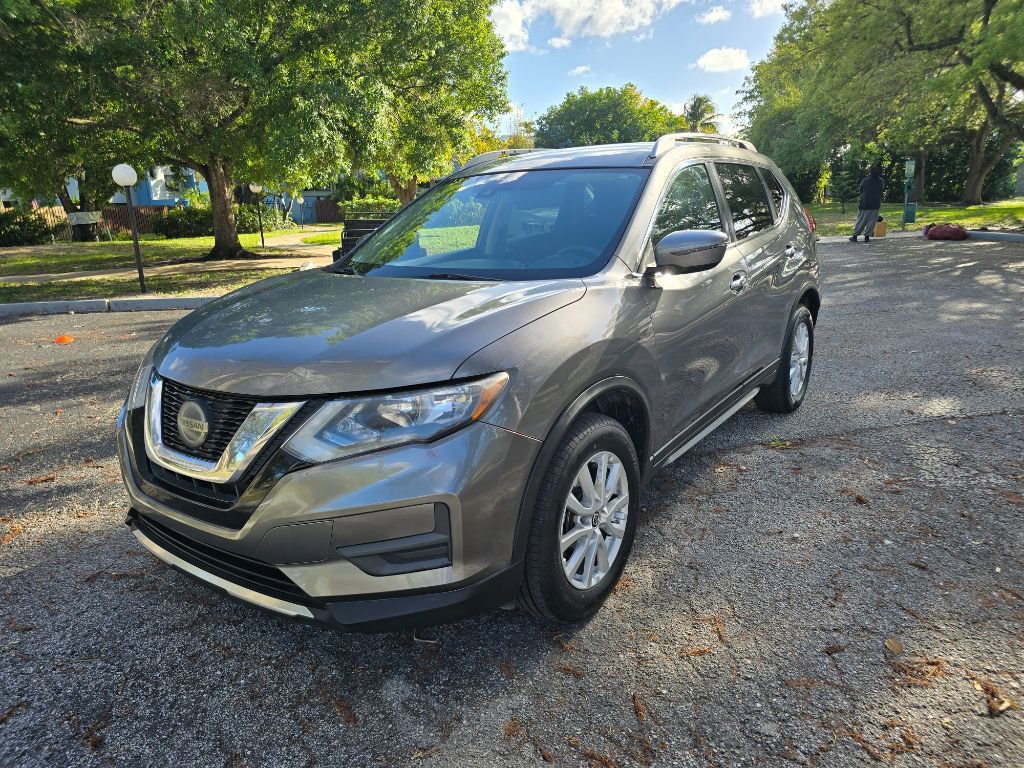 Used 2019 Nissan Rogue SV image 5