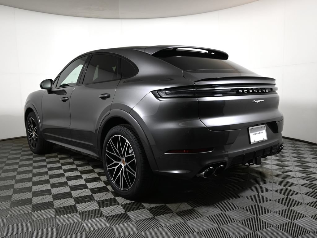 Used 2026 Porsche Cayenne Coupe AWD/4WD image 3