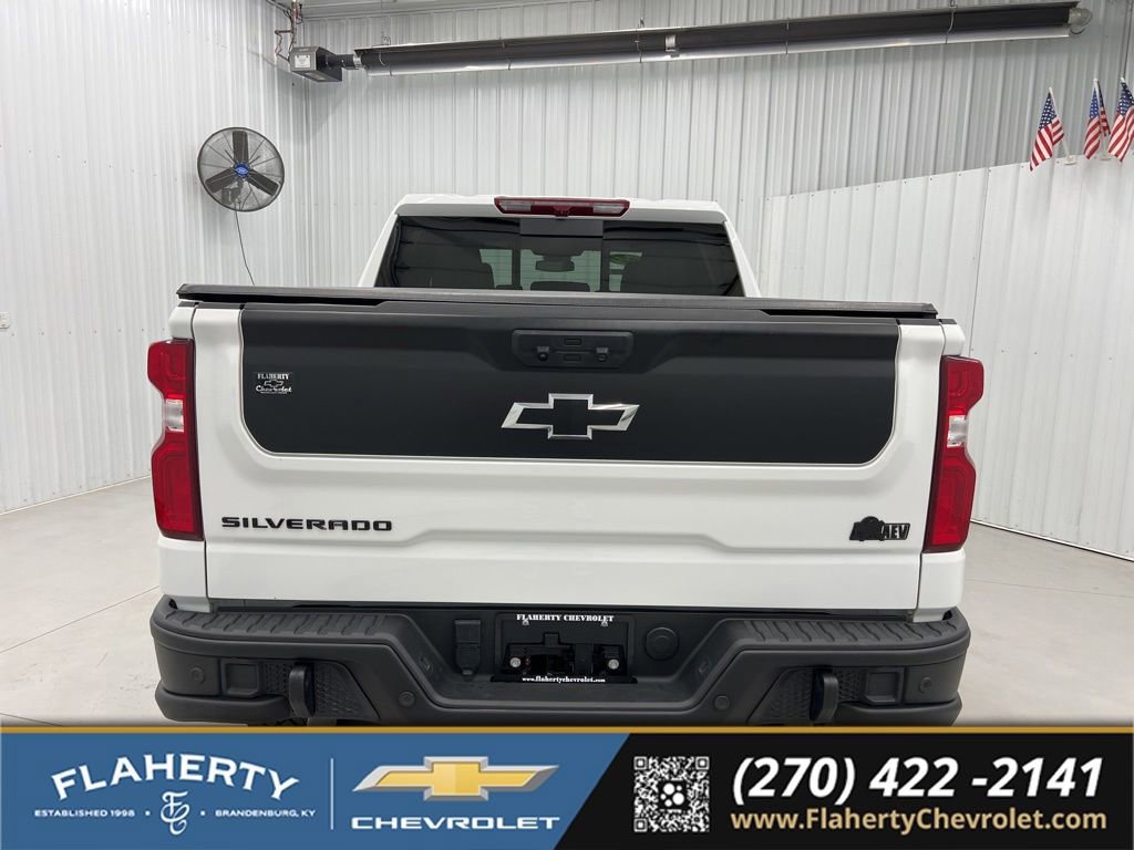 Used 2024 Chevrolet Silverado 1500 ZR2 w/ ZR2 Bison Edition AWD/4WD image 4