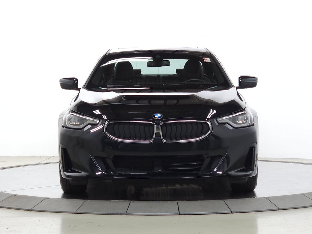 Used 2023 BMW 230i Coupe w/ Premium Package RWD image 2