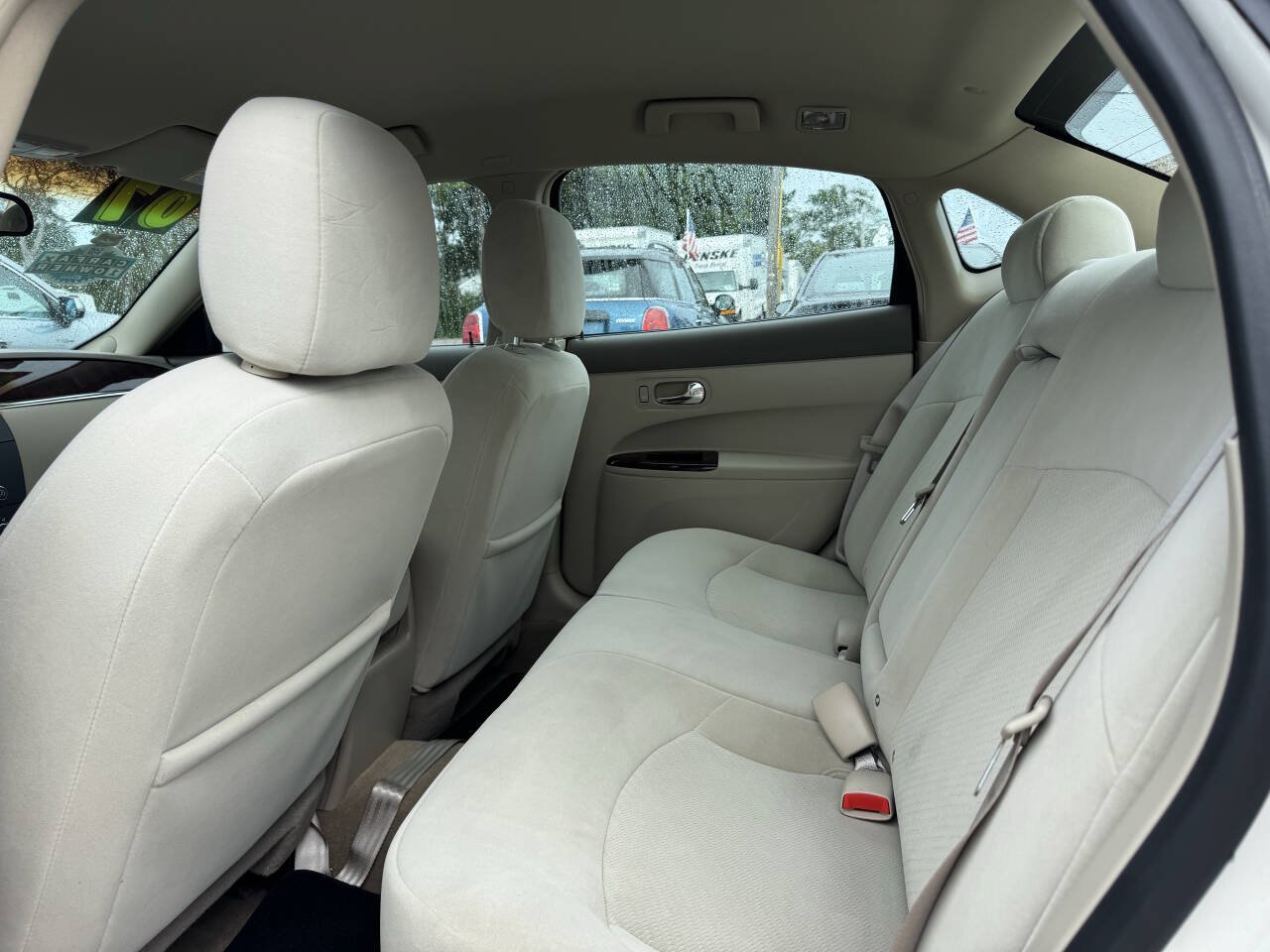 Used 2007 Buick LaCrosse CX FWD image 23