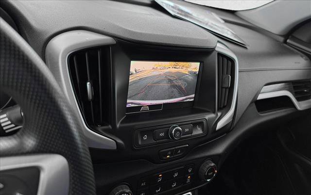 Used 2024 GMC Terrain SLE image 14