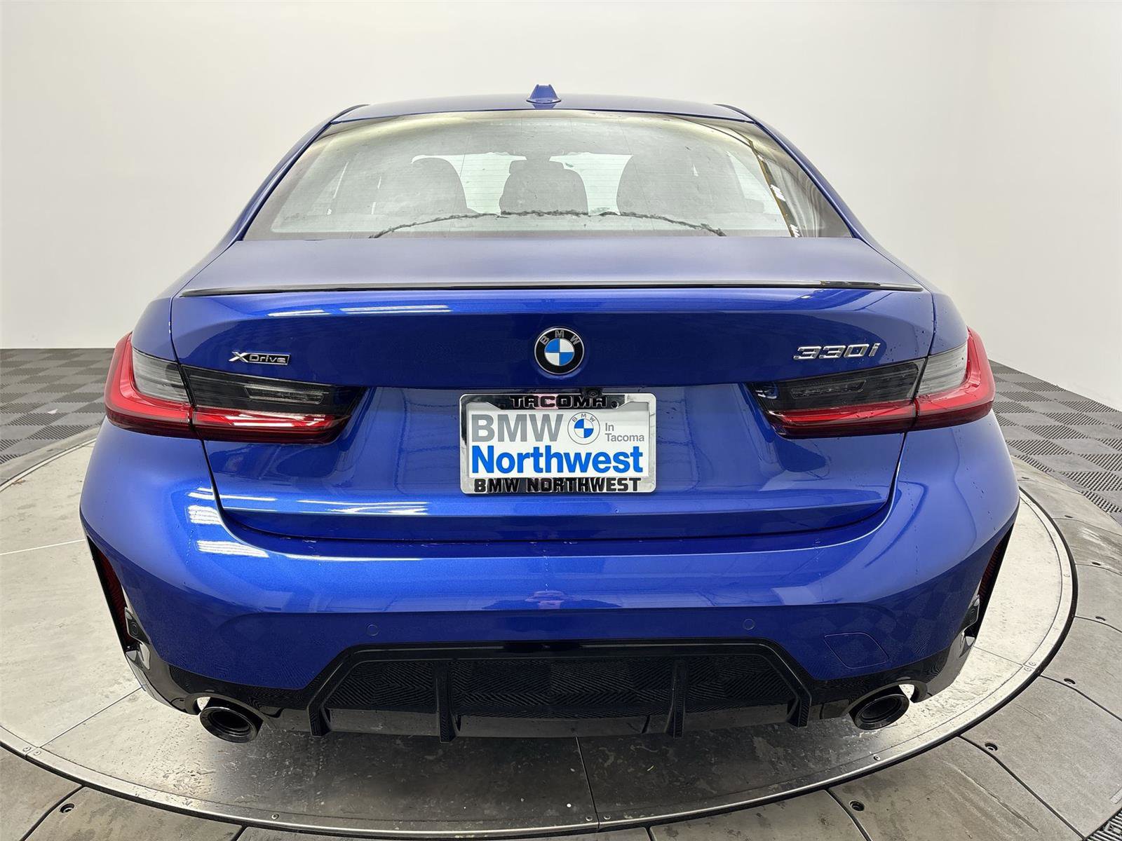 New 2026 BMW 330i xDrive Sedan w/ M Sport Package image 15