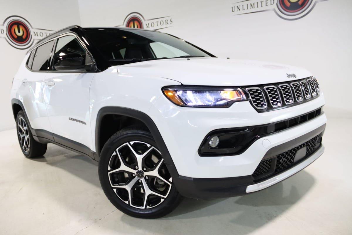 Used 2025 Jeep Compass Limited AWD/4WD image 7