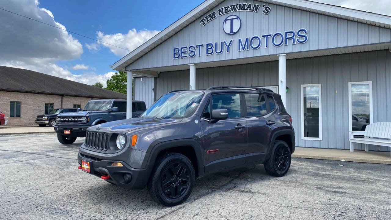 Used 2018 Jeep Renegade Trailhawk w/ Cold Weather Group II image 38