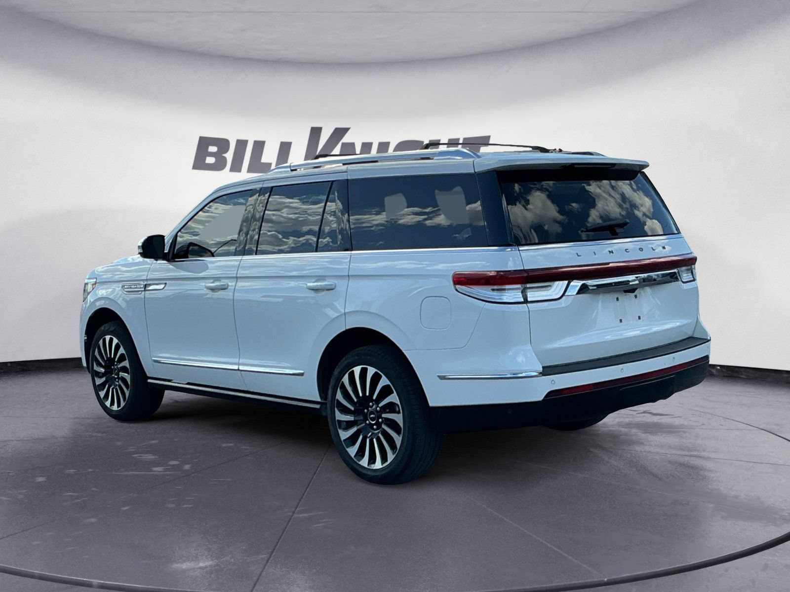 Used 2022 Lincoln Navigator Black Label AWD/4WD image 4