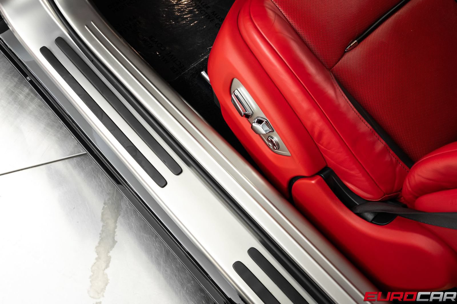 Used 2019 Rolls-Royce Wraith RWD image 42